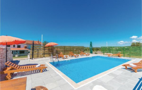 Beautiful Home In Donje Rastane